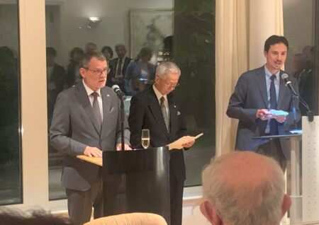 懇親会②のサムネイル